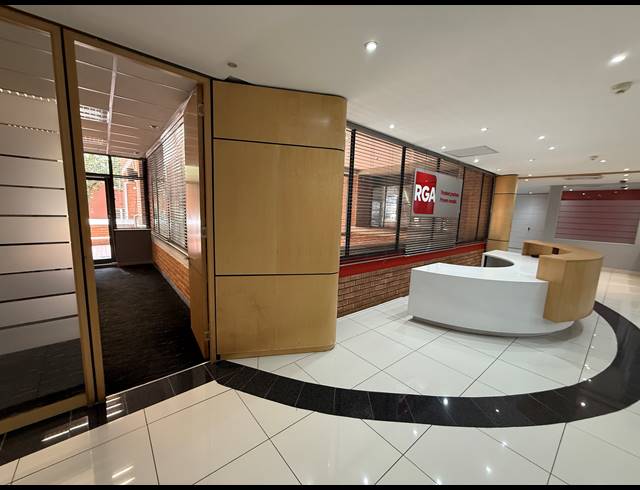 688M² OFFICE TO LET IN PARKTOWN